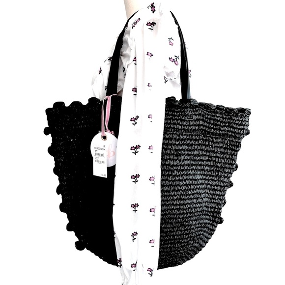 BTB LOS ANGELES NWT Leah tote in Black O/S - Picture 7 of 7